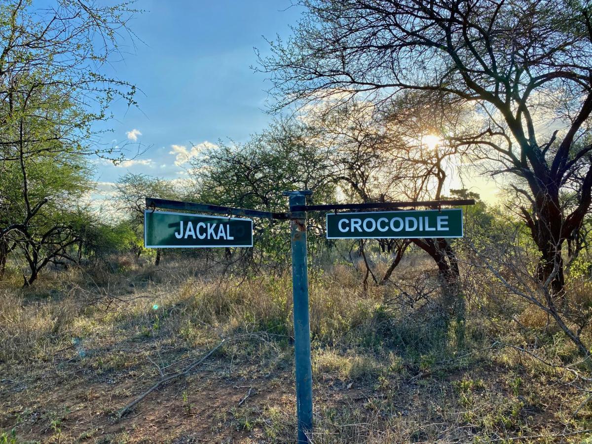 Jackals Dream - Self Catering Villa Bordering Kruger National Park Marloth Park Exteriör bild