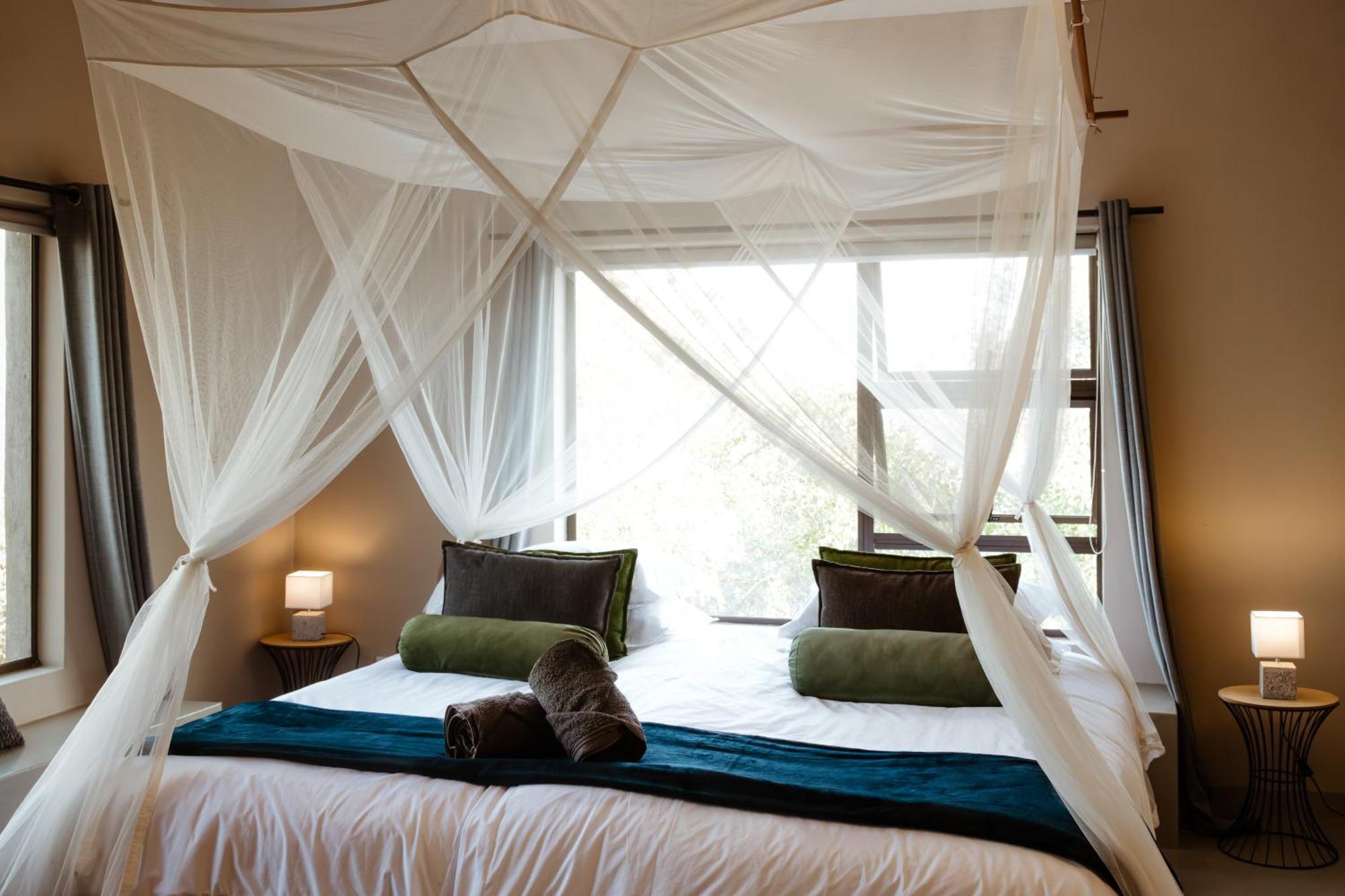 Jackals Dream - Self Catering Villa Bordering Kruger National Park Marloth Park Exteriör bild